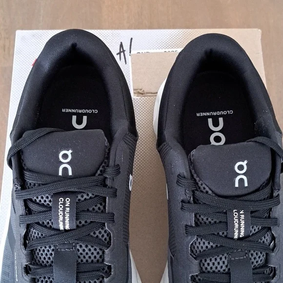 On Cloudrunner 2 - Color: Eclipse / Black - Size: Women 9.5 - Picture 4 of 9